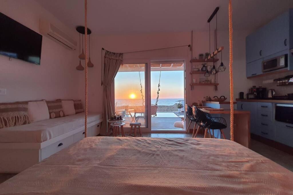 Tramonto Luxury Villa No1- Breathtaking Sunset View Фойникион Экстерьер фото