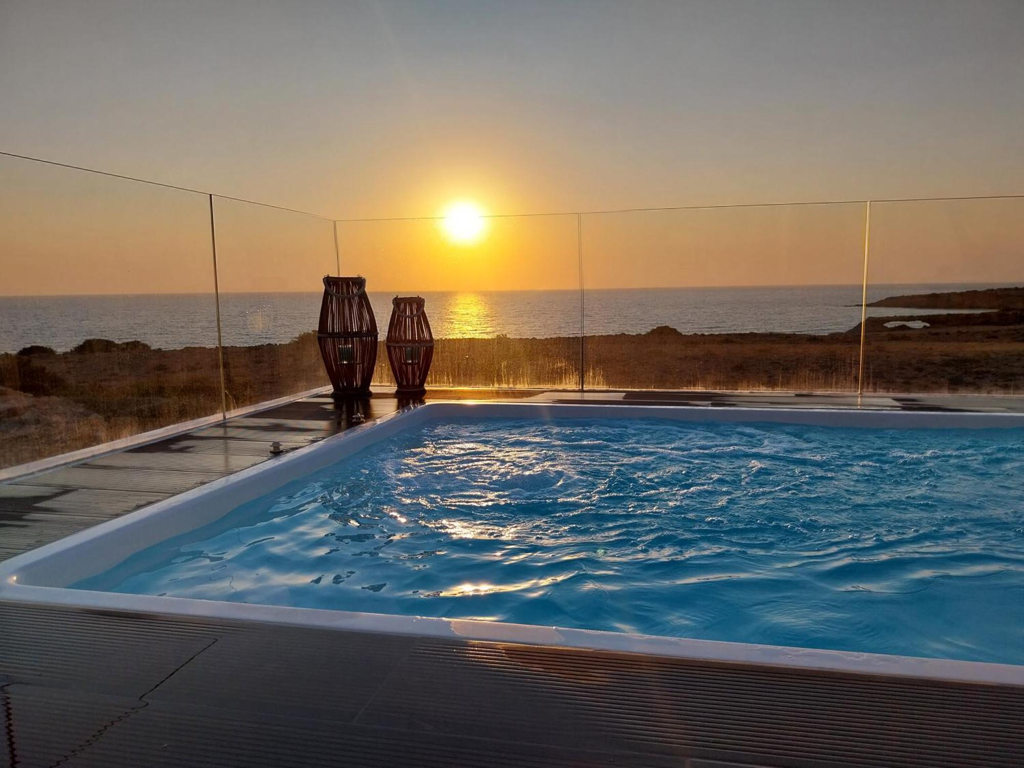 Tramonto Luxury Villa No1- Breathtaking Sunset View Фойникион Экстерьер фото